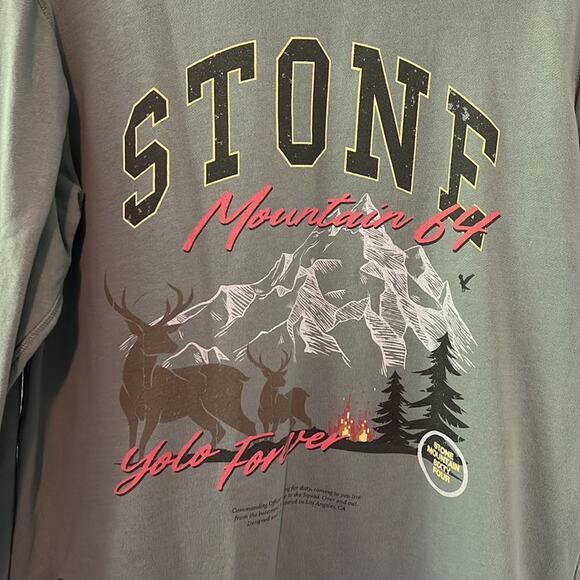 Stone Mountain 64 Streaming Gamer Green Pullover Sweatshirt - Picture 4 of 9